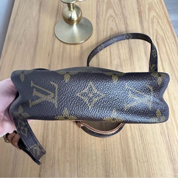 ✅AUTHENTIC✅ LOUIS VUITTON DANUBE - Picture 9 of 15
